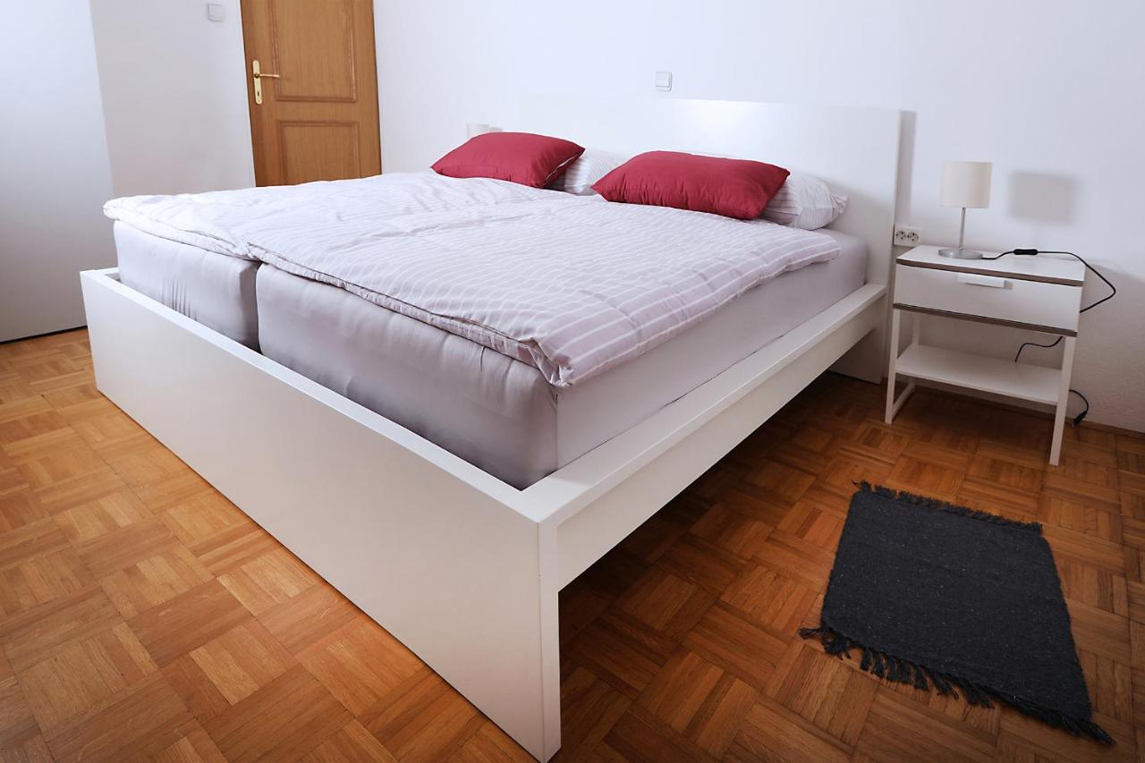 Gorenja Vas  Apartma Dolinar מראה חיצוני תמונה